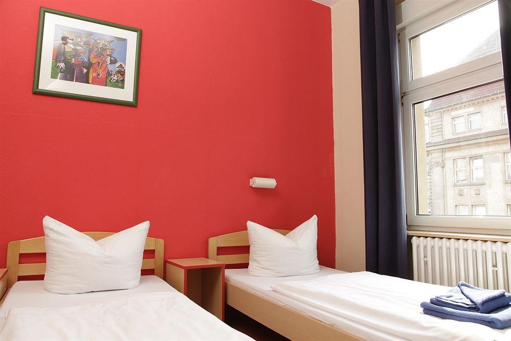 Acama Hotel & Hostel Schoeneberg Berlin Ngoại thất bức ảnh