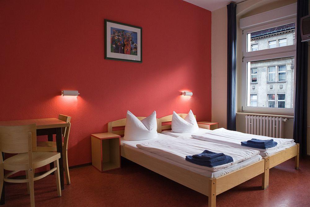 Acama Hotel & Hostel Schoeneberg Berlin Ngoại thất bức ảnh