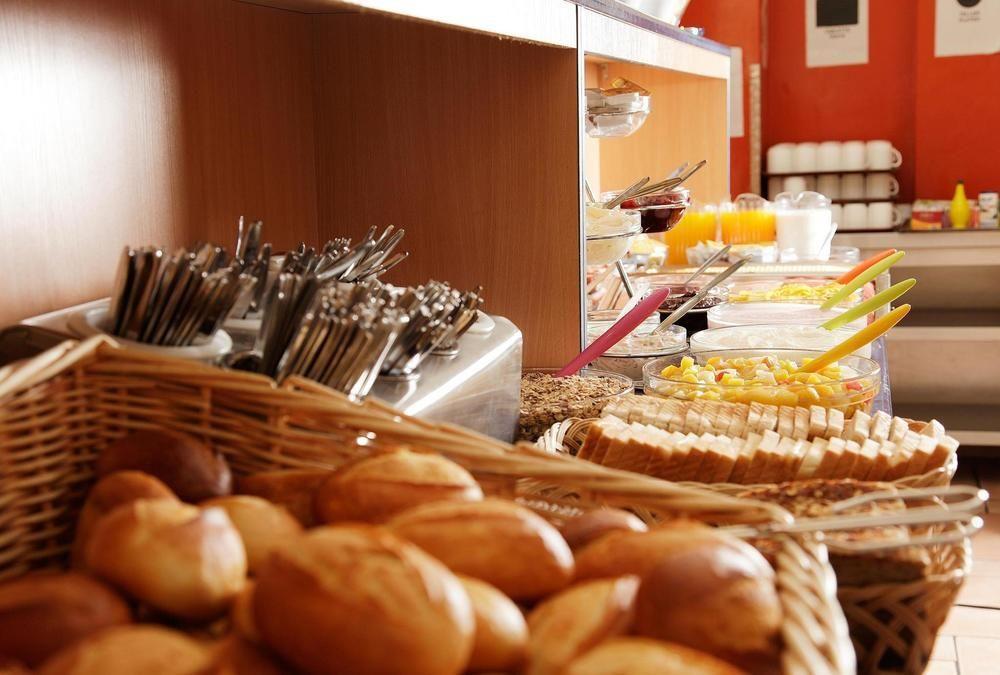 Acama Hotel & Hostel Schoeneberg Berlin Ngoại thất bức ảnh
