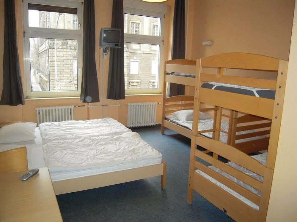 Acama Hotel & Hostel Schoeneberg Berlin Ngoại thất bức ảnh